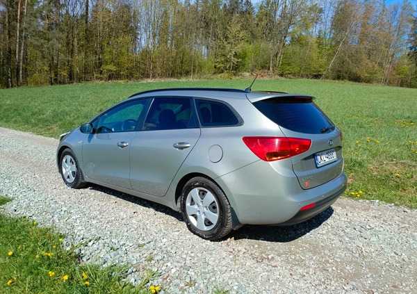 Kia Ceed cena 23900 przebieg: 239900, rok produkcji 2013 z Dolsk małe 121